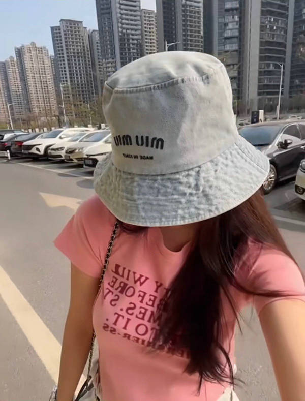 Miu Miu Hat MUH00135-1